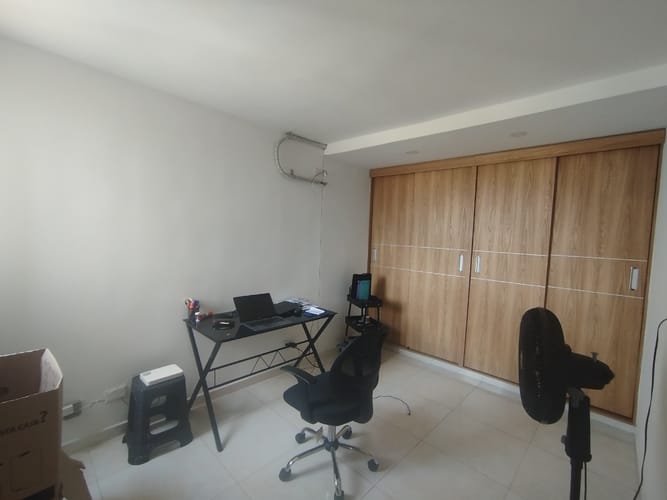 Apartamento de 2 alcobas en venta en Candelaria, 48 m² · foto 13 de 20