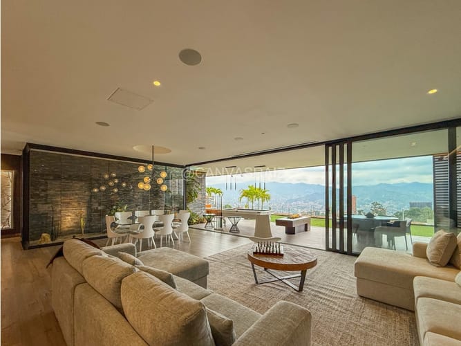 Apartamento de 3 alcobas en venta en Montessori, Medellín, 478 m² · foto 7 de 23