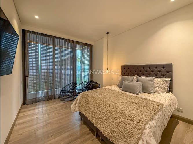Apartamento de 3 alcobas en venta en Montessori, Medellín, 478 m² · foto 22 de 23