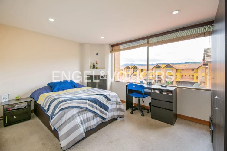 Casa de 5 alcobas en venta en La Estrella, Chía, 260 m² · foto 12 de 18