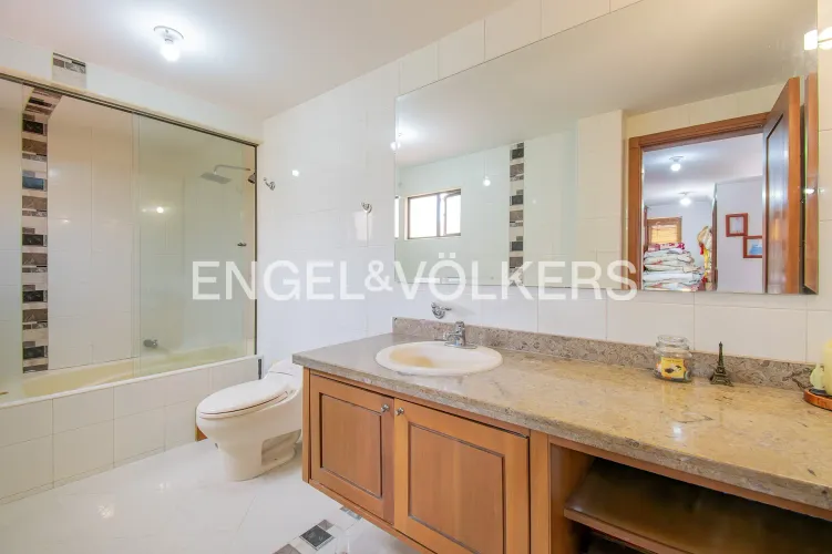 Casa de 5 alcobas en venta en La Estrella, Chía, 260 m² · foto 9 de 18