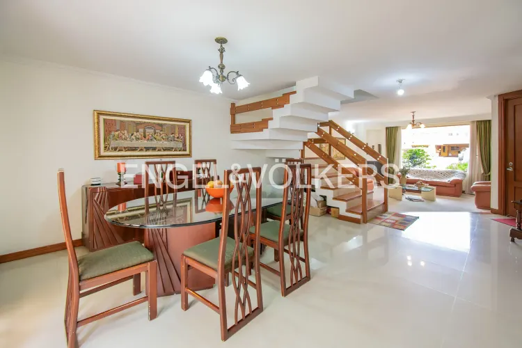 Casa de 5 alcobas en venta en La Estrella, Chía, 260 m² · foto 4 de 18