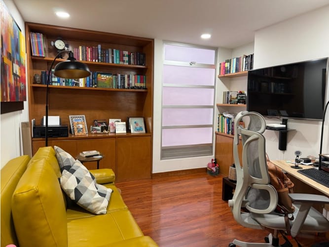 Apartamento de 3 alcobas en venta en Chicó Navarra, Bogotá, 151 m² · foto 7 de 20