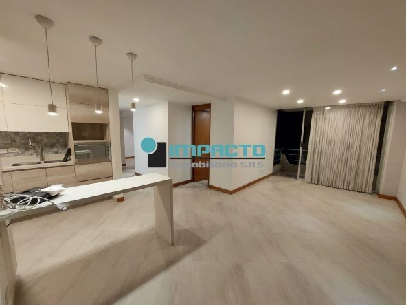Apartamento en venta en Laureles, Medellín · foto 2 de 16
