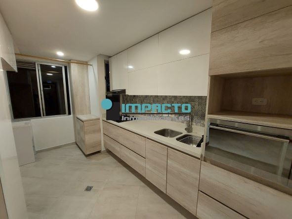 Apartamento en venta en Laureles, Medellín · foto 3 de 16