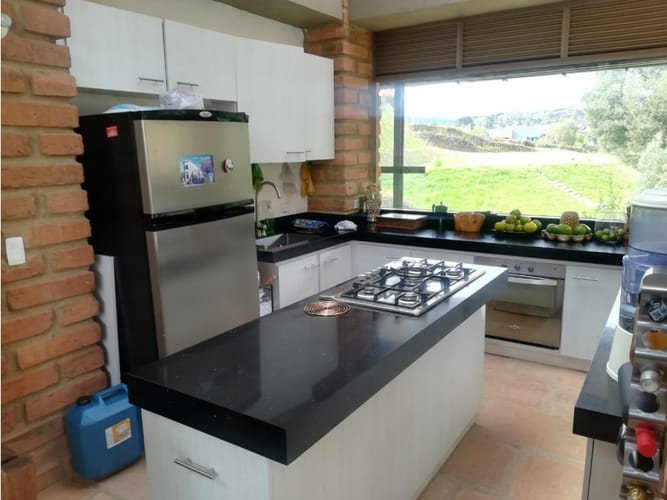 Casa de 3 alcobas en venta en Vía Las Palmas, Medellín, 285 m² · foto 8 de 11