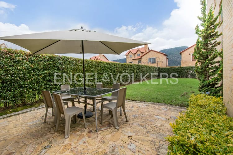 Casa de 5 alcobas en venta en Las Juntas, Chía, 339 m² · foto 16 de 18