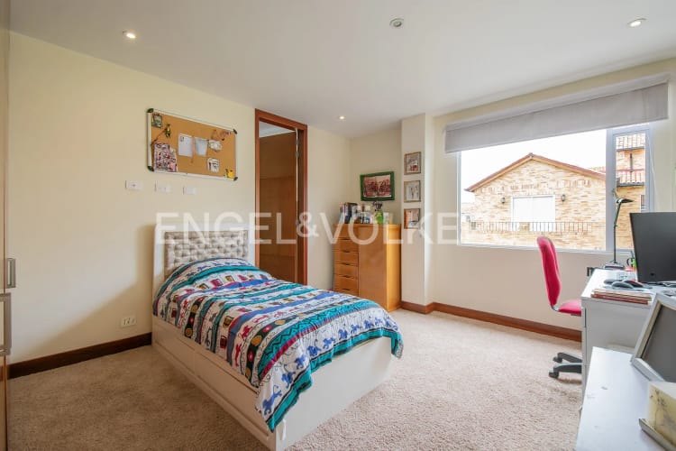 Casa de 5 alcobas en venta en Las Juntas, Chía, 339 m² · foto 11 de 18