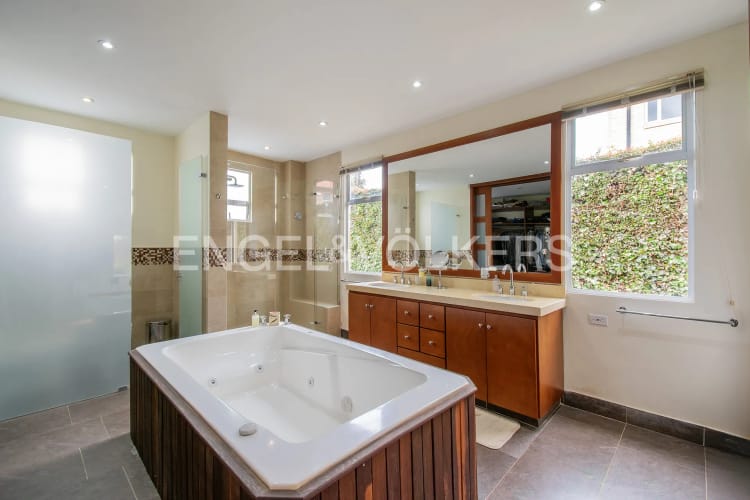Casa de 5 alcobas en venta en Las Juntas, Chía, 339 m² · foto 10 de 18