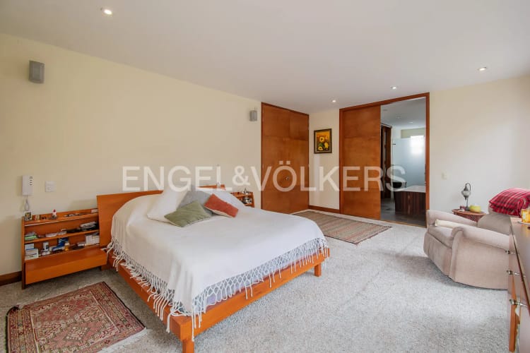 Casa de 5 alcobas en venta en Las Juntas, Chía, 339 m² · foto 9 de 18