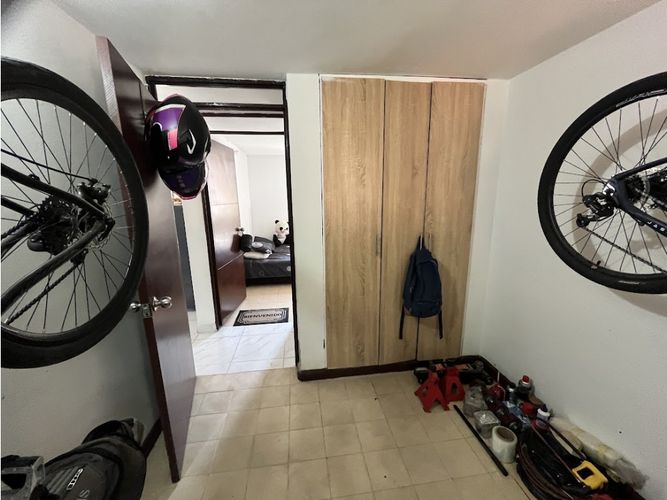 Apartamento en venta en Los Alcazares, Cali · foto 10 de 13