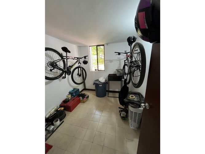 Apartamento en venta en Los Alcazares, Cali · foto 11 de 13