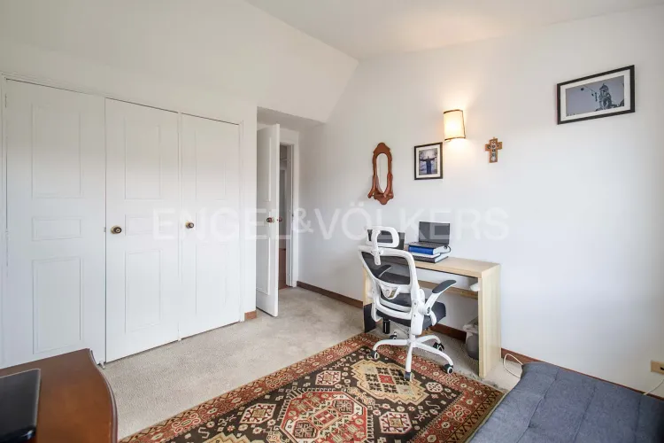 Casa de 5 alcobas en venta en El Batán, Bogotá, 300 m² · foto 19 de 20
