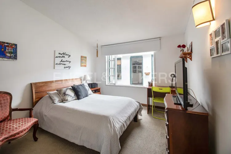Casa de 5 alcobas en venta en El Batán, Bogotá, 300 m² · foto 16 de 20