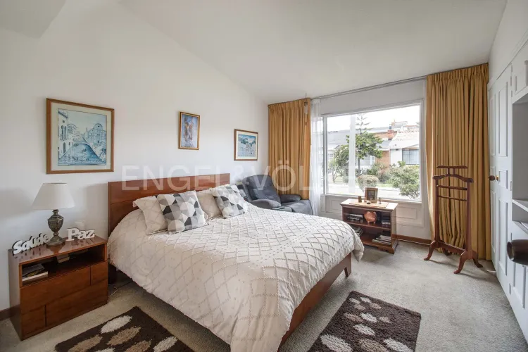 Casa de 5 alcobas en venta en El Batán, Bogotá, 300 m² · foto 11 de 20
