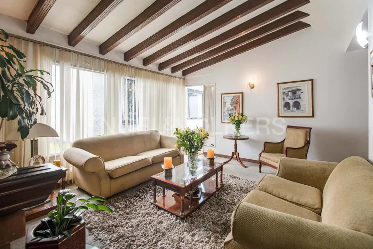 Casa de 5 alcobas en venta en El Batán, Bogotá, 300 m² · foto 4 de 20