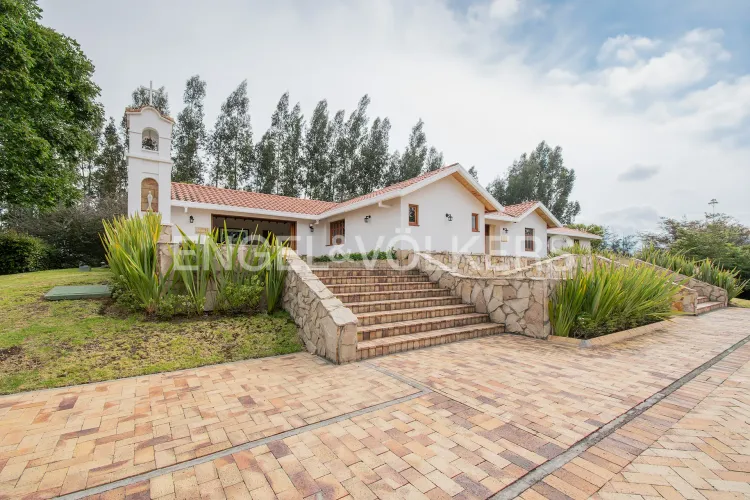 Casa de 3 alcobas en venta en Hatogrande, Sopó, 368 m² · foto 19 de 20