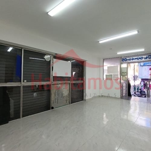 Local en arriendo en La Candelaria, Medellín, 35 m² · foto 2 de 4