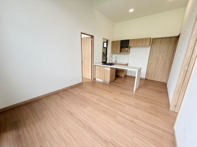 Apartamento de 2 alcobas en arriendo en Loma Del Escobero, Envigado, 68 m² · foto 6 de 12
