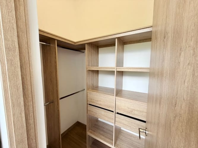 Apartamento de 2 alcobas en arriendo en Loma Del Escobero, Envigado, 68 m² · foto 9 de 12