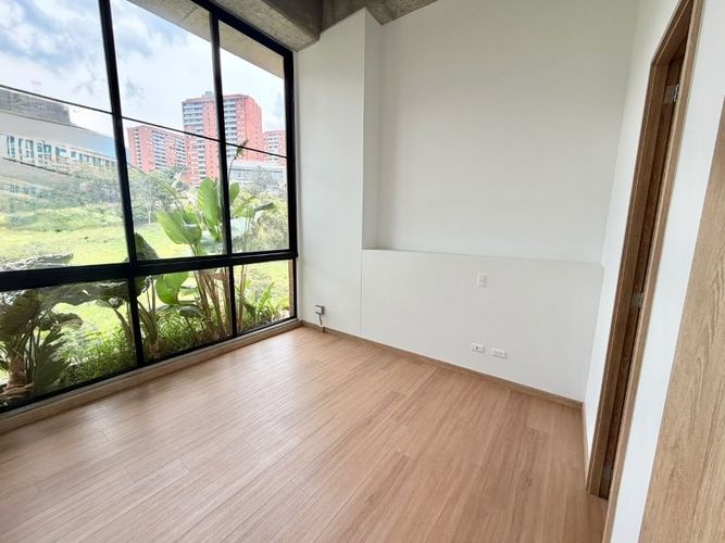 Apartamento de 2 alcobas en arriendo en Loma Del Escobero, Envigado, 68 m² · foto 10 de 12