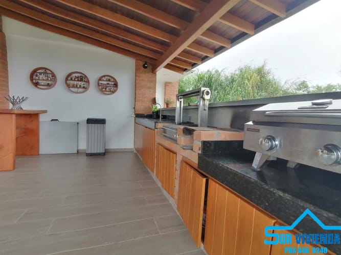 Casa de 4 alcobas en arriendo en La Mina, Envigado · foto 7 de 24