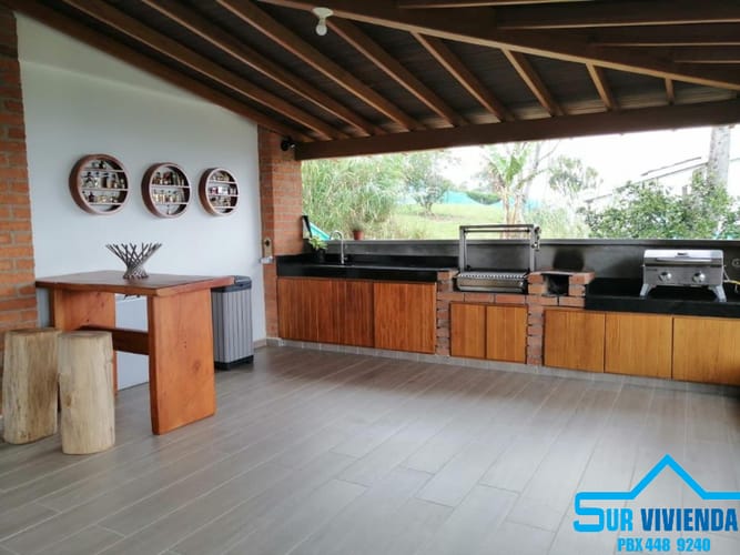 Casa de 4 alcobas en arriendo en La Mina, Envigado · foto 9 de 24