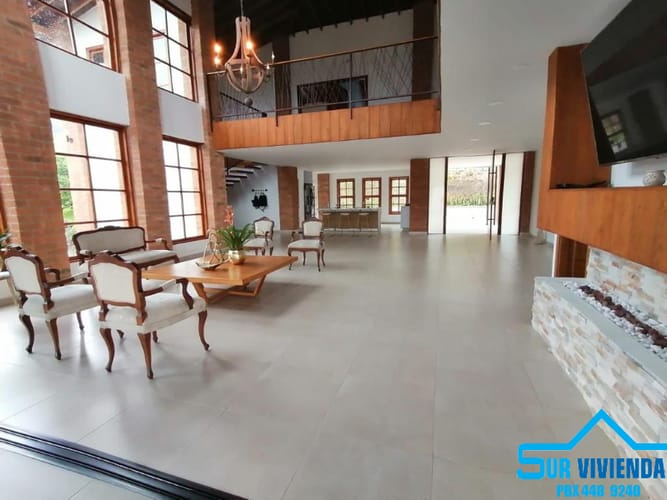 Casa de 4 alcobas en arriendo en La Mina, Envigado · foto 14 de 24