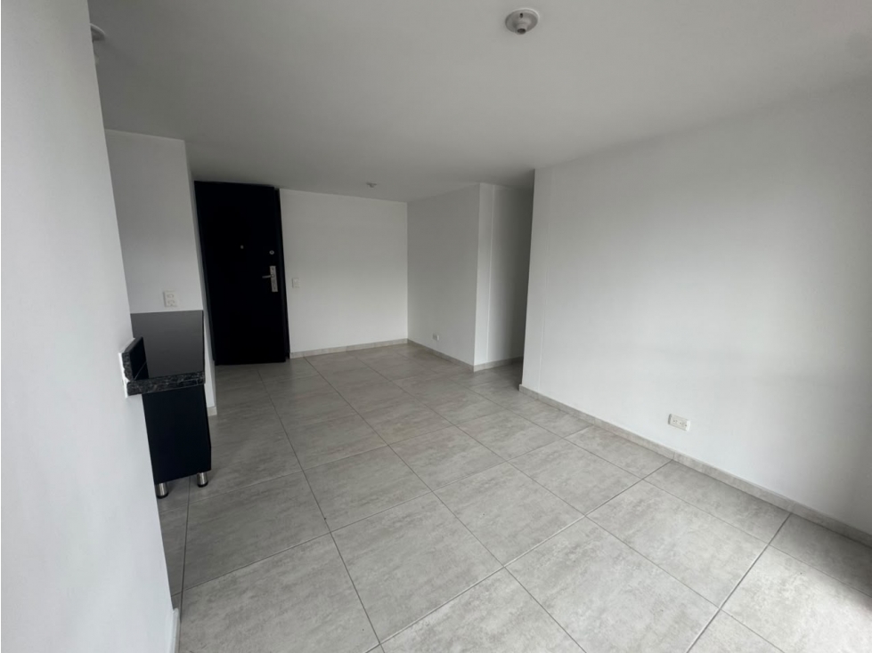 Apartamento en venta en Monteazul, Sabaneta · foto 2 de 14