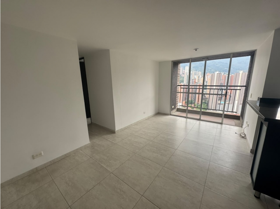 Apartamento en venta en Monteazul, Sabaneta · foto 4 de 14