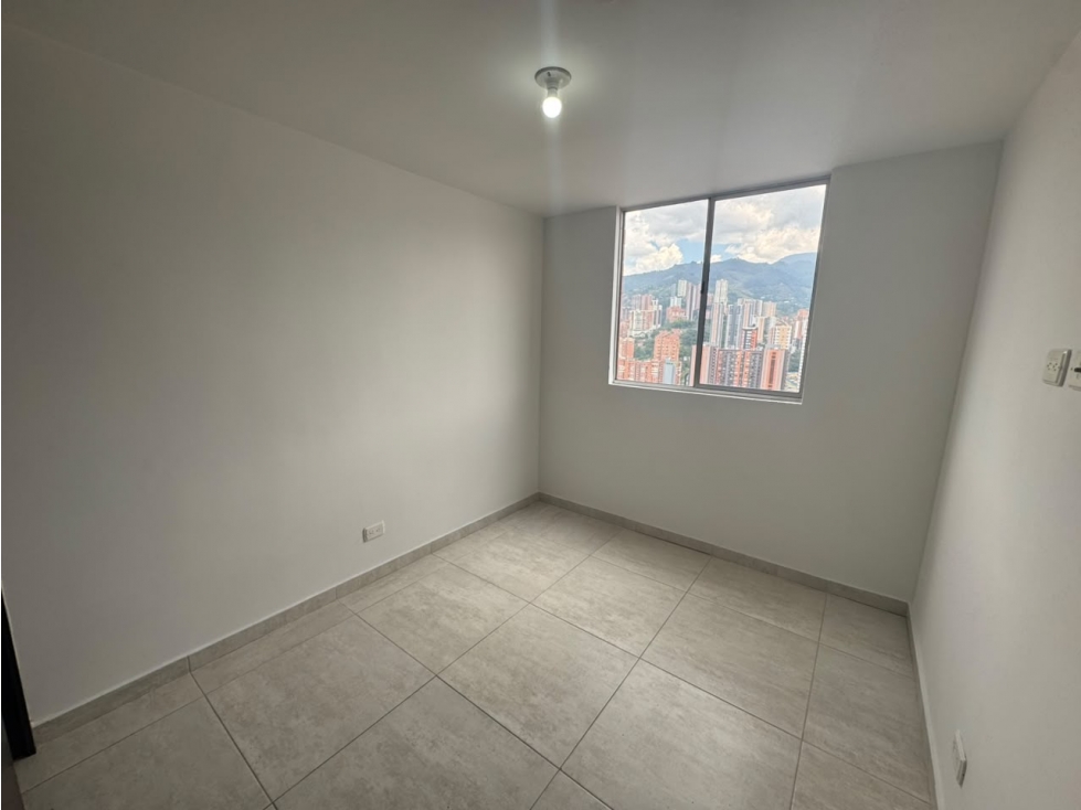 Apartamento en venta en Monteazul, Sabaneta · foto 9 de 14