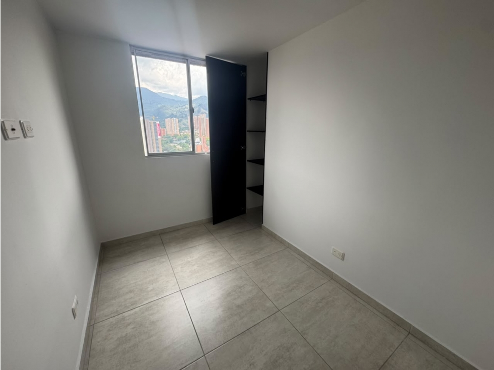 Apartamento en venta en Monteazul, Sabaneta · foto 10 de 14