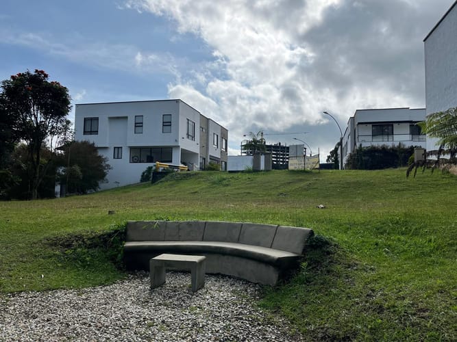Lote en venta en El Porvenir, Rionegro, 144 m² · foto 2 de 6