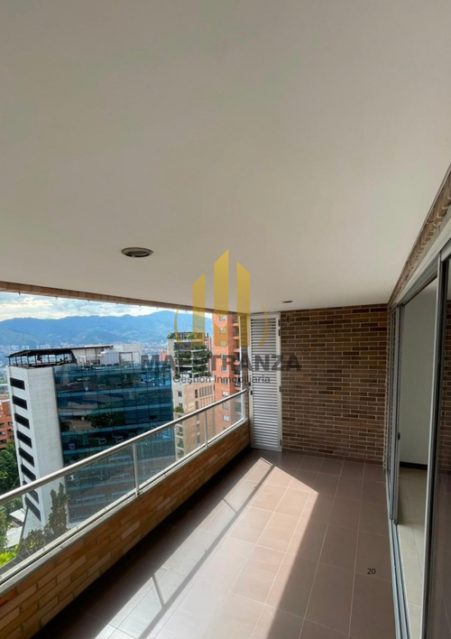 Apartamento de 2 alcobas en venta en El Tesoro, Medellín, 120 m² · foto 2 de 23