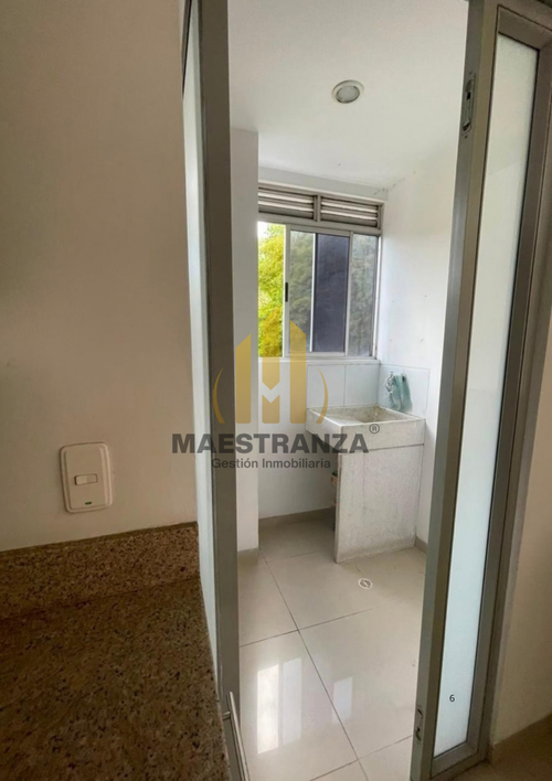 Apartamento de 2 alcobas en venta en El Tesoro, Medellín, 120 m² · foto 17 de 23