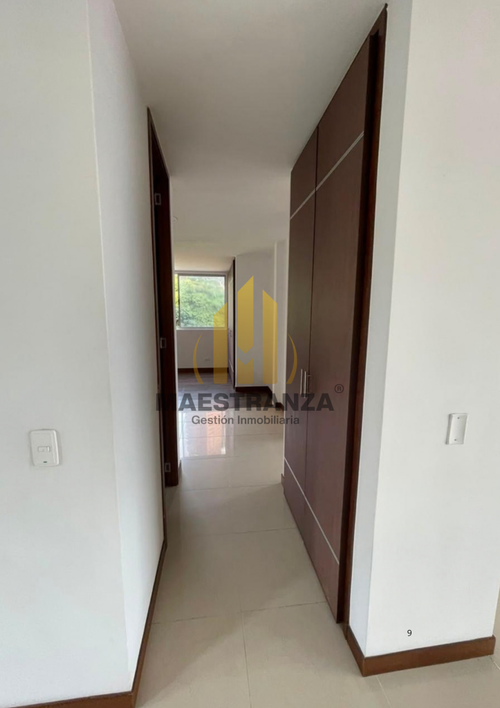 Apartamento de 2 alcobas en venta en El Tesoro, Medellín, 120 m² · foto 18 de 23
