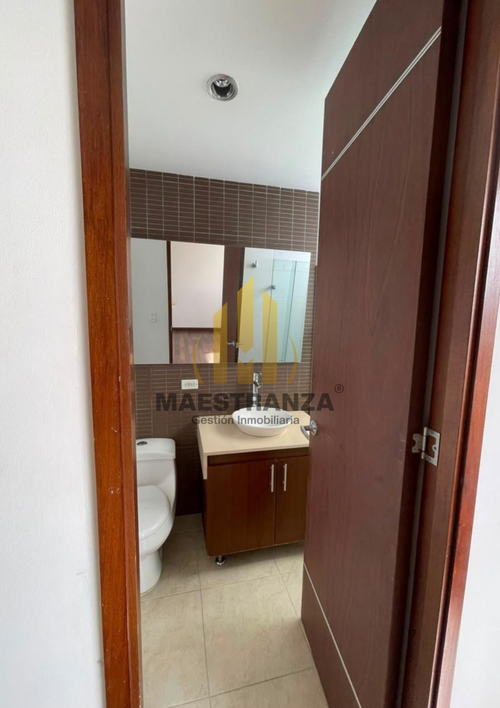 Apartamento de 2 alcobas en venta en El Tesoro, Medellín, 120 m² · foto 19 de 23