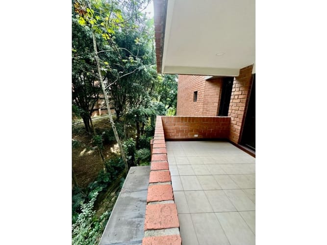 Apartamento de 3 alcobas en venta en Los Balsos, Medellín, 232 m² · foto 14 de 24