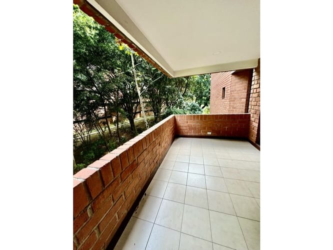 Apartamento de 3 alcobas en venta en Los Balsos, Medellín, 232 m² · foto 15 de 24