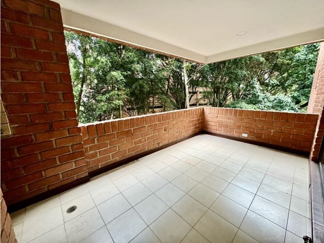 Apartamento de 3 alcobas en venta en Los Balsos, Medellín, 232 m² · foto 22 de 24