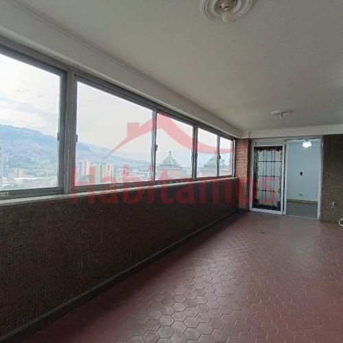 Apartamento de 4 alcobas en venta en El Pinal, Medellín, 236 m² · foto 9 de 24