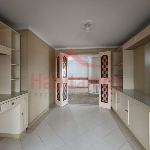 Apartamento de 4 alcobas en venta en El Pinal, Medellín, 236 m² · foto 11 de 24