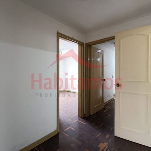 Apartamento de 4 alcobas en venta en El Pinal, Medellín, 236 m² · foto 18 de 24