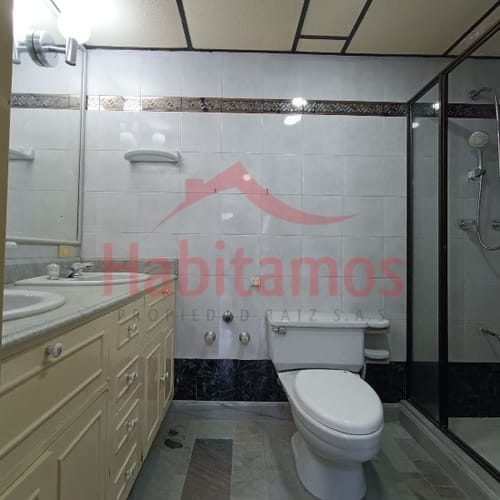 Apartamento de 4 alcobas en venta en El Pinal, Medellín, 236 m² · foto 21 de 24