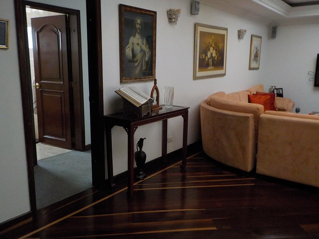 Casa en venta en Santa Barbara Alta, Bogotá · foto 12 de 24