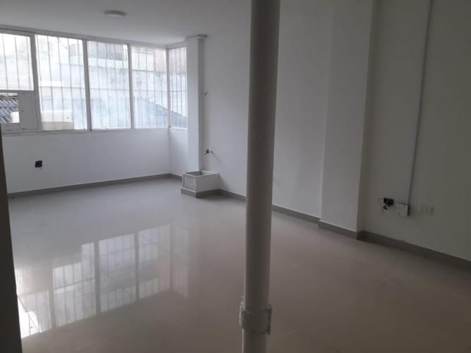 Oficina en arriendo en El Prado, Barranquilla, 168 m² · foto 2 de 9
