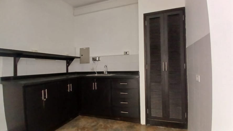 Local en arriendo en El Bosque, Cali, 450 m² · foto 8 de 24
