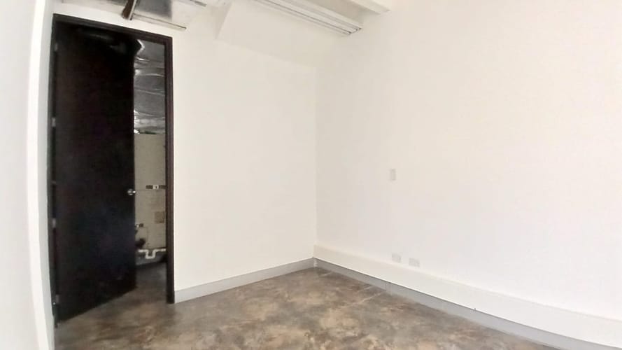 Local en arriendo en El Bosque, Cali, 450 m² · foto 12 de 24