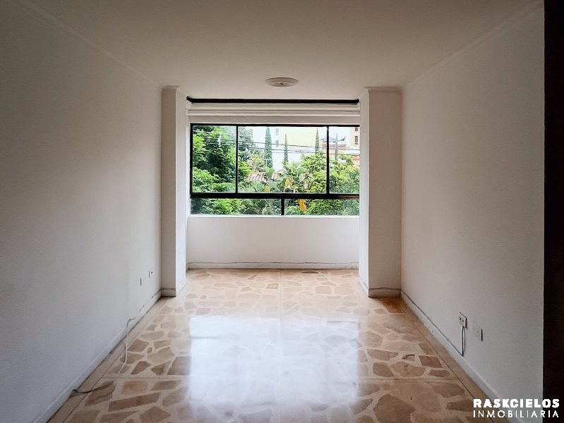 Apartamento en venta en Laureles Nogal, Medellín · foto 3 de 12
