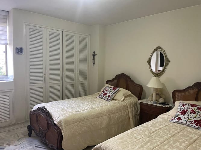 Apartamento de 3 alcobas en venta en Centenario, Cali, 146 m² · foto 11 de 16